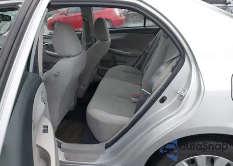 2012 Toyota Corolla Le z USA, uszkodzony, nr VIN 5YFBU4EE7CP062997